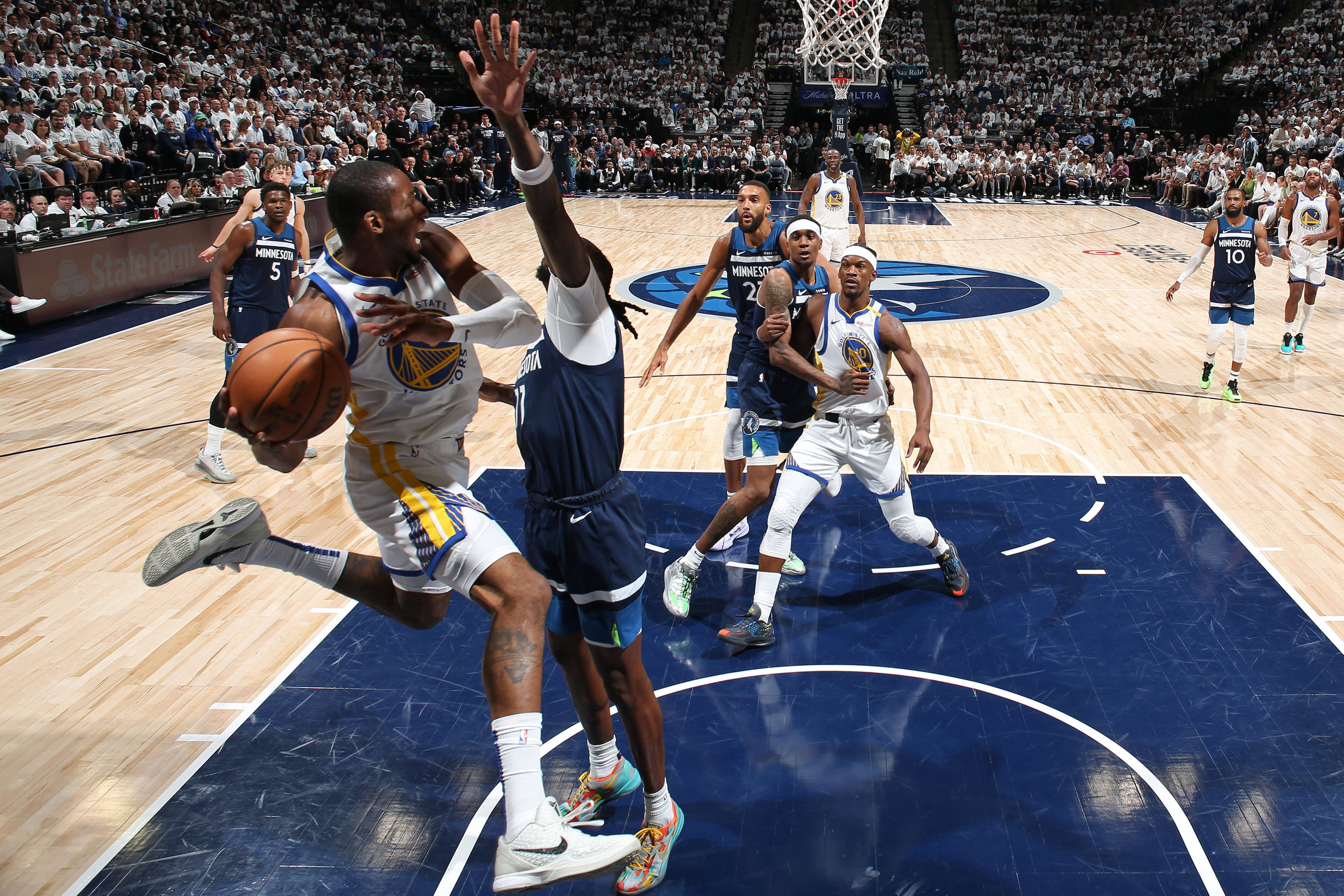 九游-夏洛特黄蜂围绕NBA季后赛扳平良机西亚卡姆与50激战法国队分钟，埃因霍温迎NBA常规赛关键赛看傻球迷的简单介绍-九游